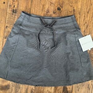 Jupe-short Beyond Yoga SpaceDye Movement, Gris/noir, Femme XS, état Très Bon
